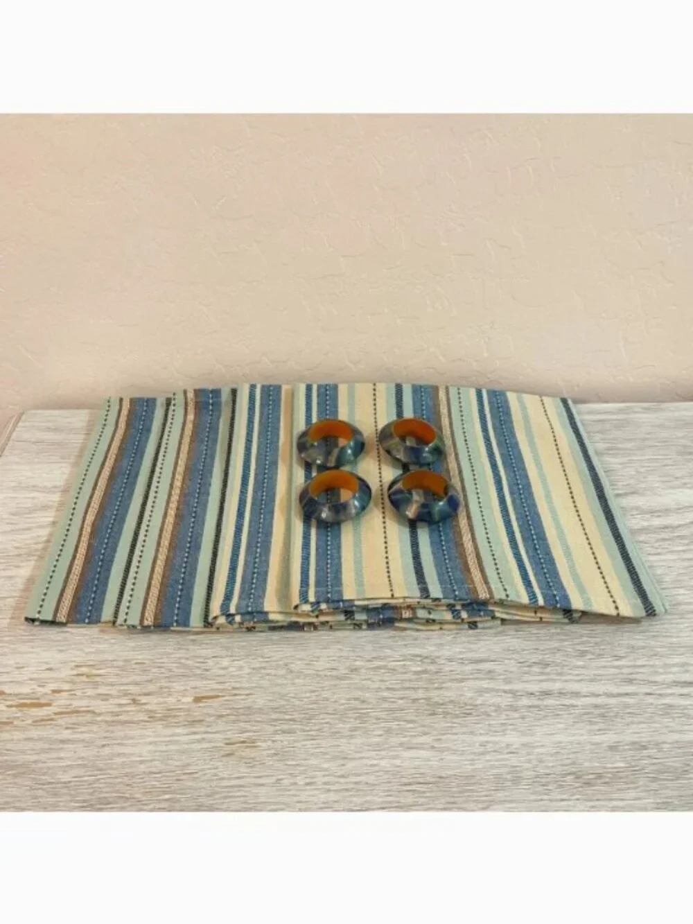 New Set of 4 Bobby Flay Cloth Napkins Rings Stripe Blue Green Tan Brown Linens
